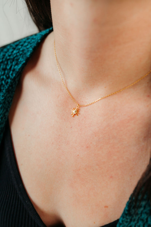 North Star Dainty Pendant Necklace